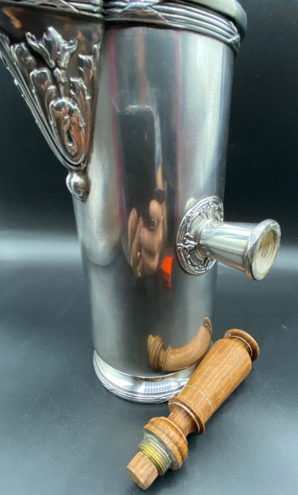 SILVER METAL CHOCOLATIER