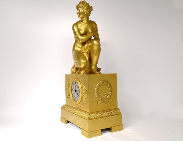 Large Bronze Pendulum Crouching Venus Coysevox Devaulx Nineteenth Restoration