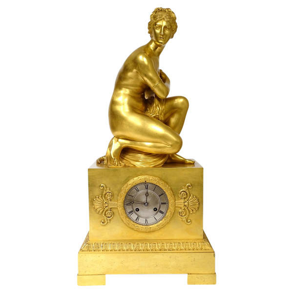 Large Bronze Pendulum Crouching Venus Coysevox Devaulx Nineteenth Restoration