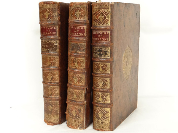 Libri di storia ecclesiastica Bretagna Morice Arms Anne Bretagne 18th