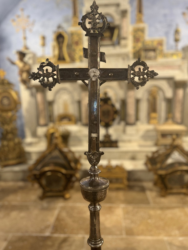 High processional cross from the Hôtel Dieu in Lyon