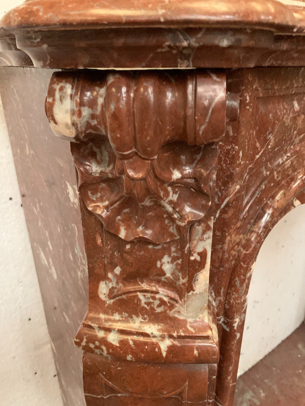 Louis XV Style Three Shell Fireplace In Royal Red Marble XIX Century