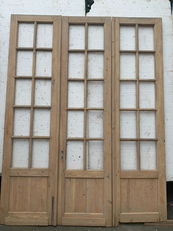Suite De Trois Portes De Séparation En Sapin XX Siècle