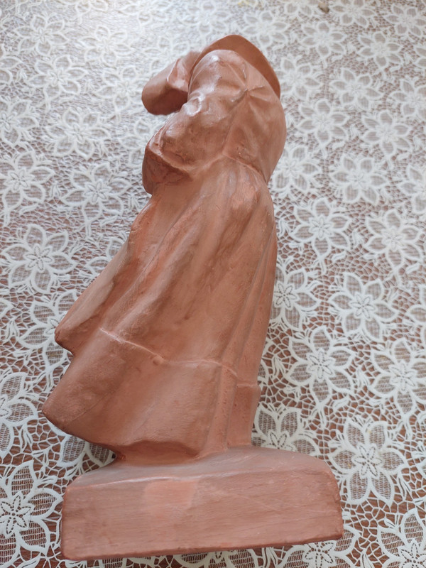 Sulpture personnage en Terre cuite signé Yvon ROY (1904/1968)