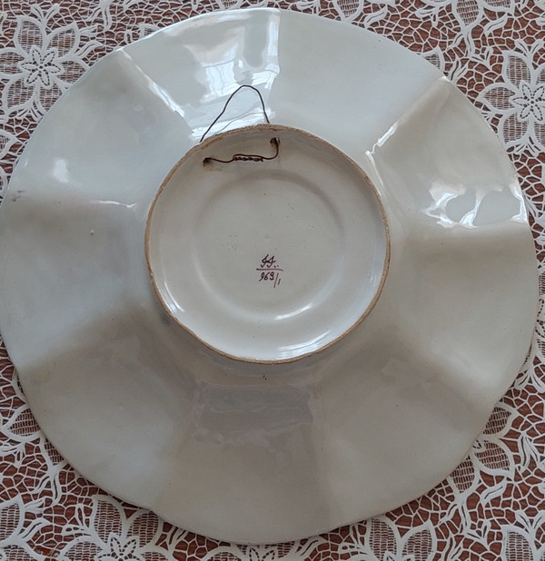 Octagonal ceramic dish from Devres late 19th century