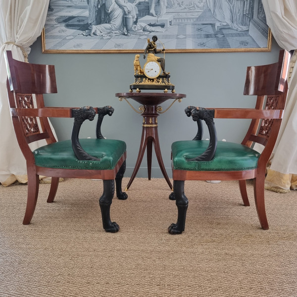 Jacob Frères, paire de fauteuils de cabinet d'époque Consulat. 