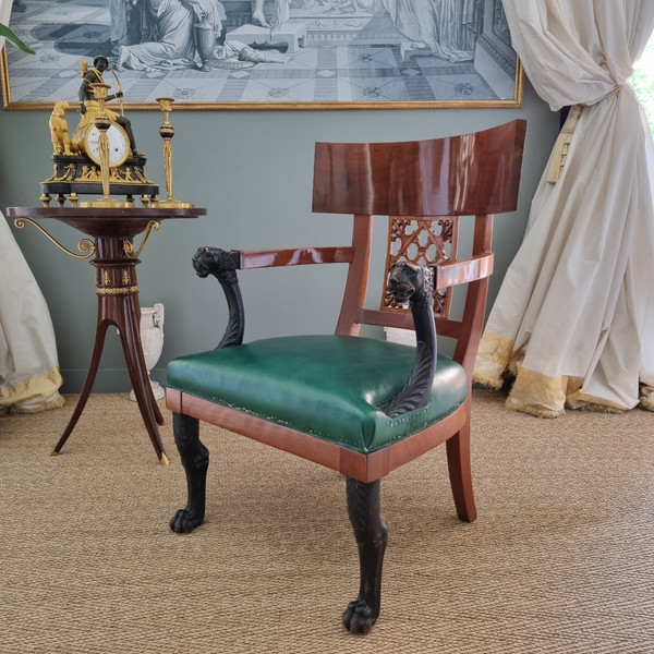 Jacob Frères, paire de fauteuils de cabinet d'époque Consulat. 