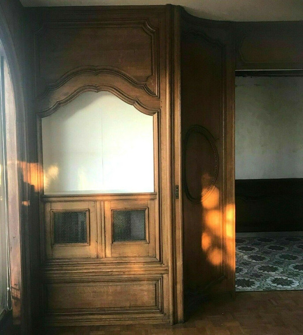 Boiserie in stile Luigi XV in massello di rovere del XX secolo
