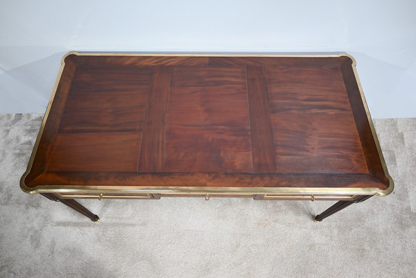 Bureau Plat en Acajou, style Louis XVI – 1ère Partie du XIXe