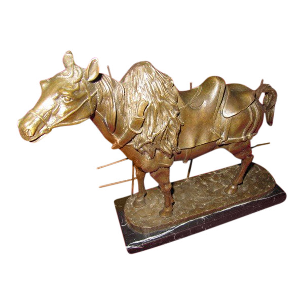 Cavallo con barriera in bronzo su base in marmo metà del XX secolo