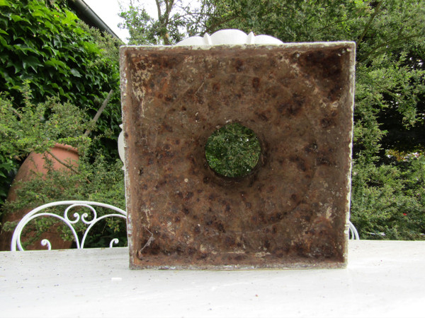 Garden vase