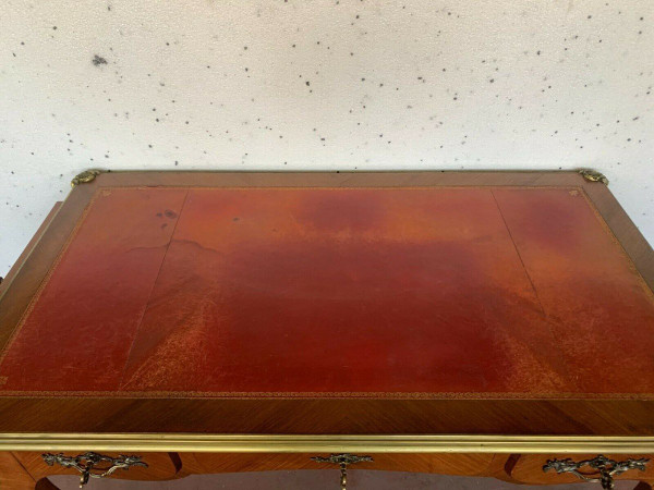 Bureau d'Apparat De Style Louis XV Dessus De Cuir Rouge XX Siècle