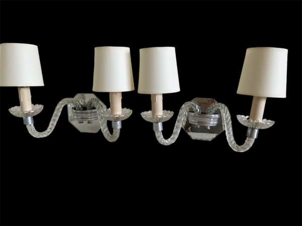 Paire d'Appliques Murales, en verre  torsadé et taillé - Création des Années 1950