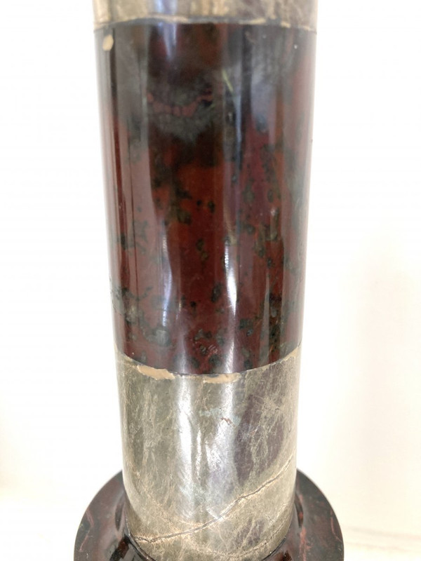 Pair of large candlesticks in two-tone marble, 19th century
