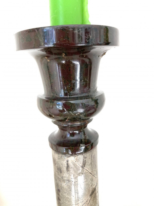 Pair of large candlesticks in two-tone marble, 19th century