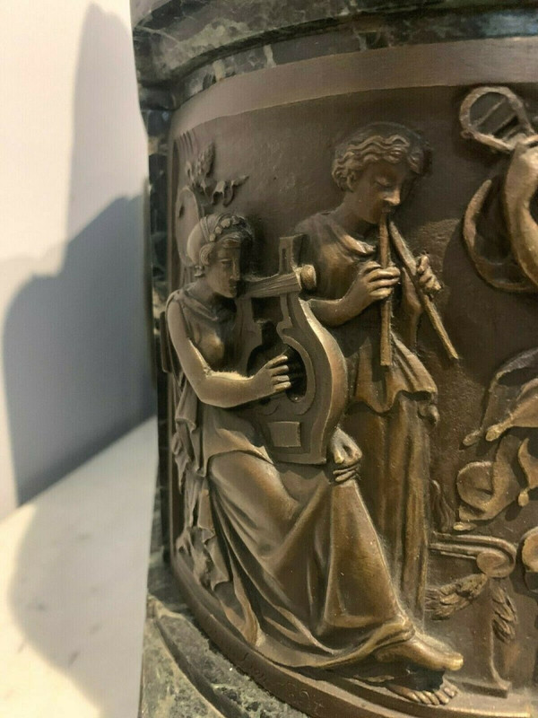 Imposante Uhr Aus Bronze Und Marmor J Feuchere Verleger Gauthier XIX Jahrhundert