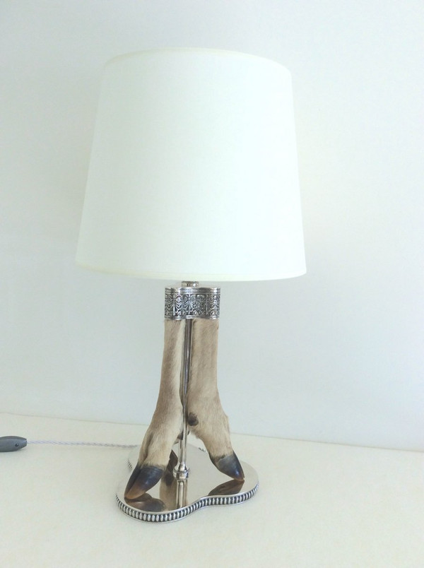 Lampe auf Gazellenbeinen, versilbertes Metall, England 20.