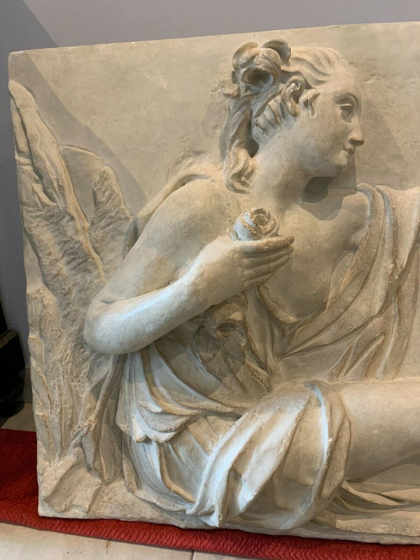 Bas Relief En Stuc A Décor d'Une Scène A l'Antique XX Siècle