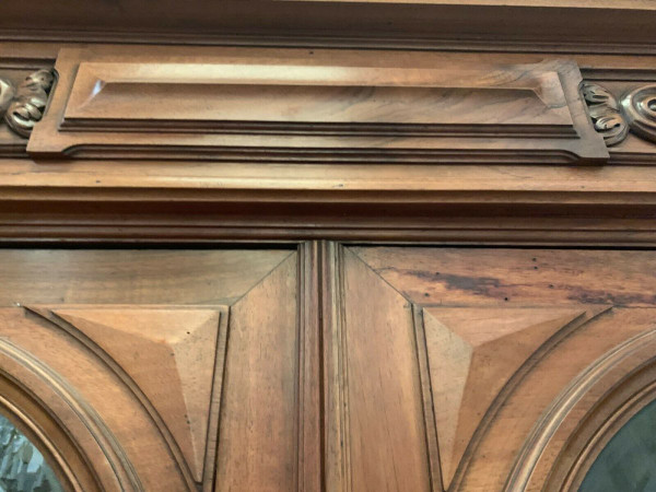Vitrine Deux Portes En Noyer Massif Vitrine A Colonnes Détachées XIX Siècle