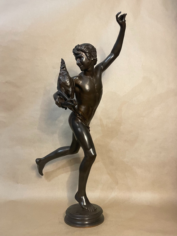  Alexandre FALGUIERE, „Der Sieger im Hahnenkampf“. Bronzeskulptur