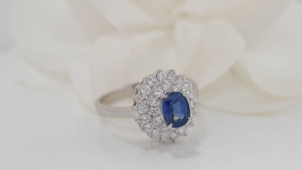 Bague Double Entourage En Or Blanc, Saphir Et Diamants