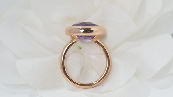 Bague En Or Rose Et Améthyste Facettée