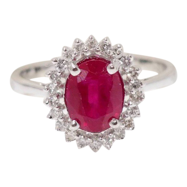 Bague Marguerite En Or Blanc, Rubis Ovale Et Diamants