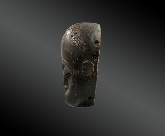 Baoulé MASK - Baoulé culture, Ivory Coast - First half of the 20th century - Wood