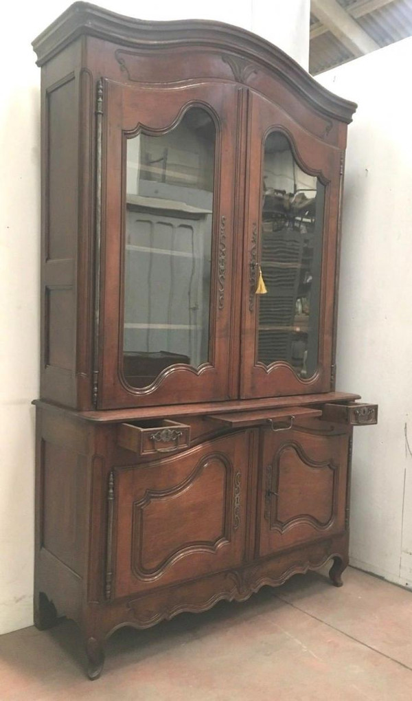 Buffet En Deux Corps Louis XV Walnut Massif XVIII Siècle