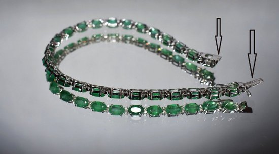 Bracciale in oro con smeraldi e diamanti