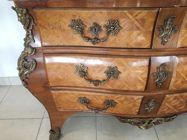 Commode  De Style Louis XIV En Marqueterie Et Bronze