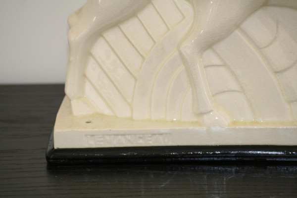 Coppia di antilopi in ceramica screpolata, firmata Lemanceau, Art Déco