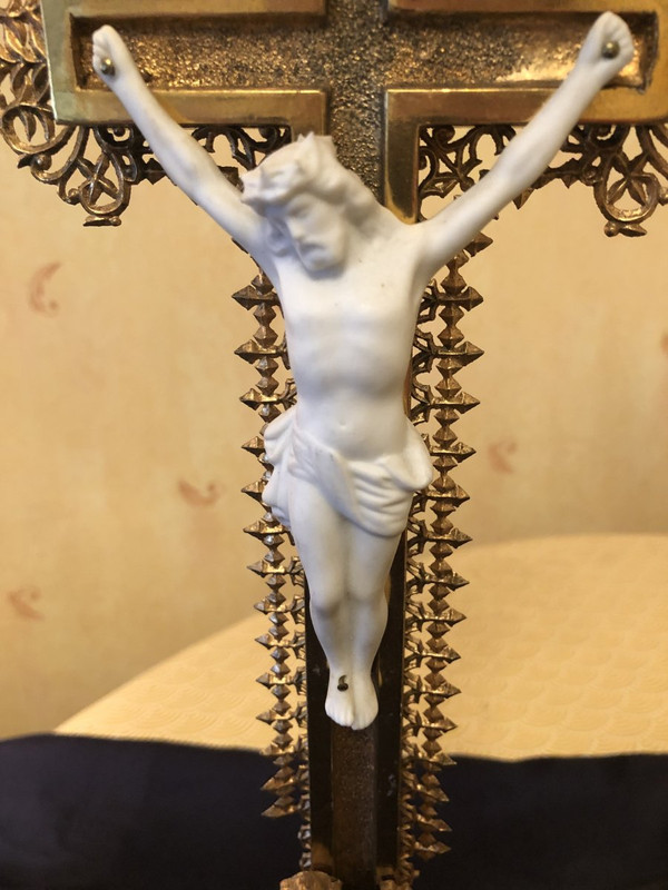 Crucifix Sur Bois Doré
