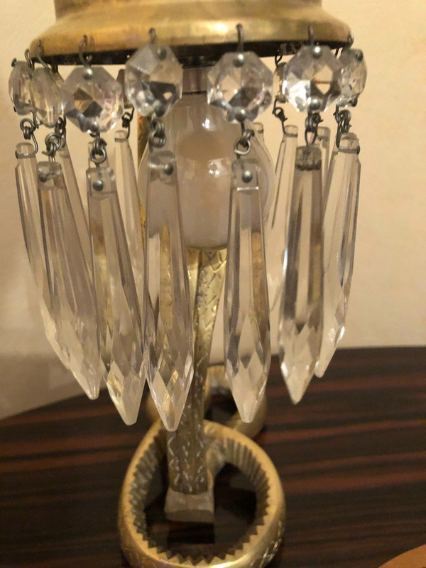 Table lamp