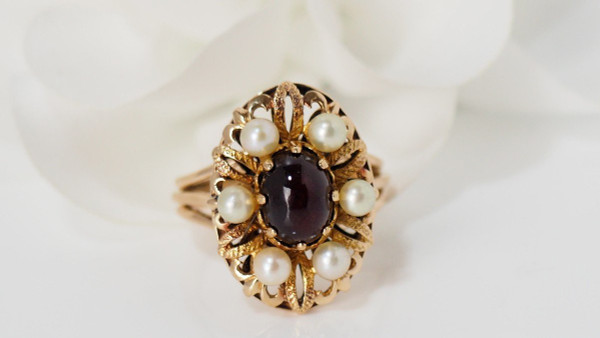Anello Vintage In Oro Rosa, Cabochon Di Granato E Perle