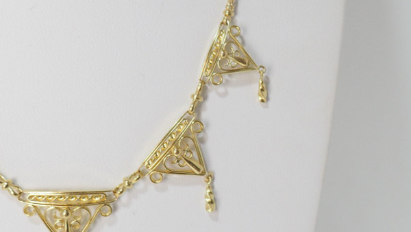 Collier Draperie Ancien  En Or Jaune