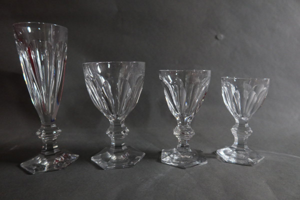 Baccarat Service Harcourt Model