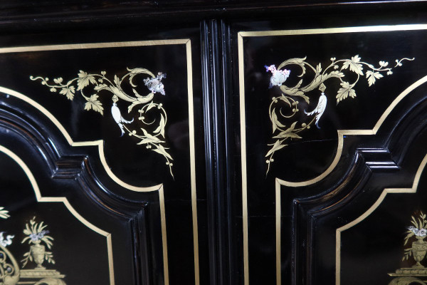 Buffet En ébéne d'époque Napoléon III