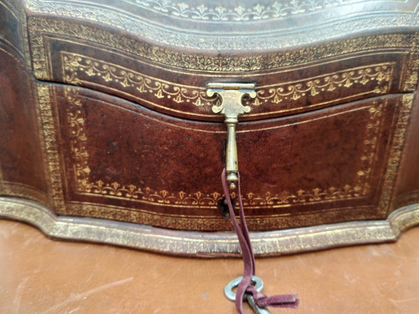 Coffret classeur, porte lettres.