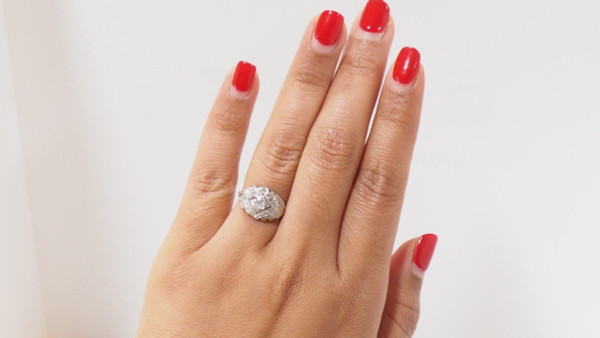 Bague Dôme En Or Blanc Et Platine, Sertie De Diamants