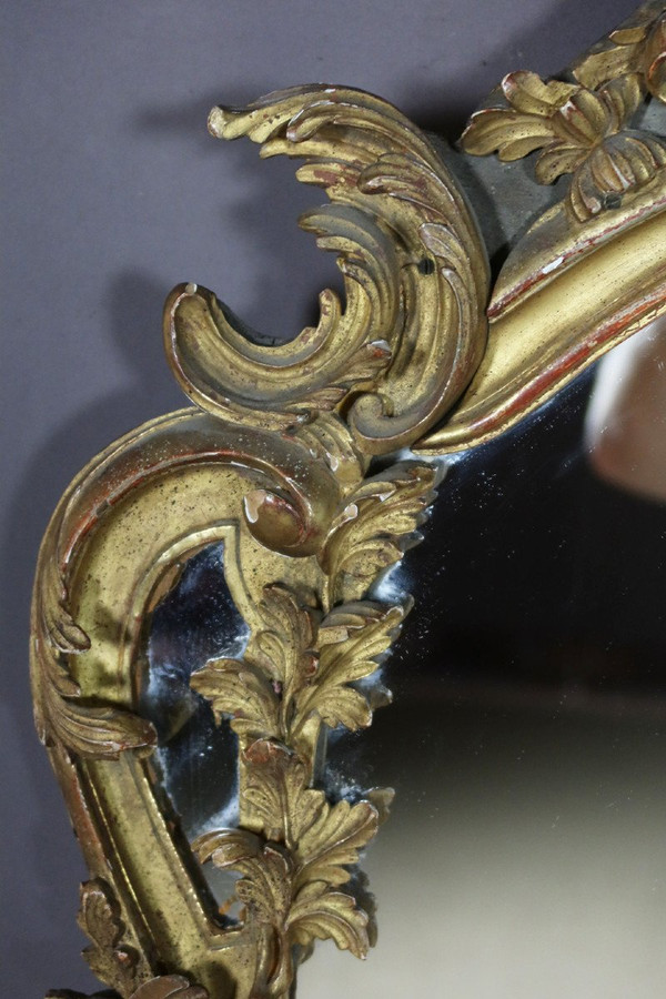 Miroir En Bois Sculpté Et Doré XIXème