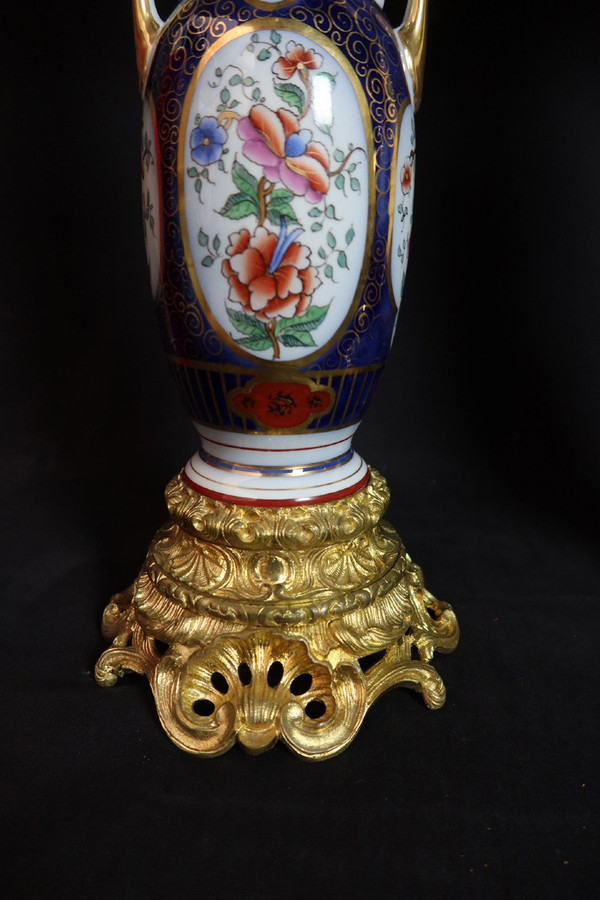 Coppia di lampade in porcellana di Bayeux XIX secolo