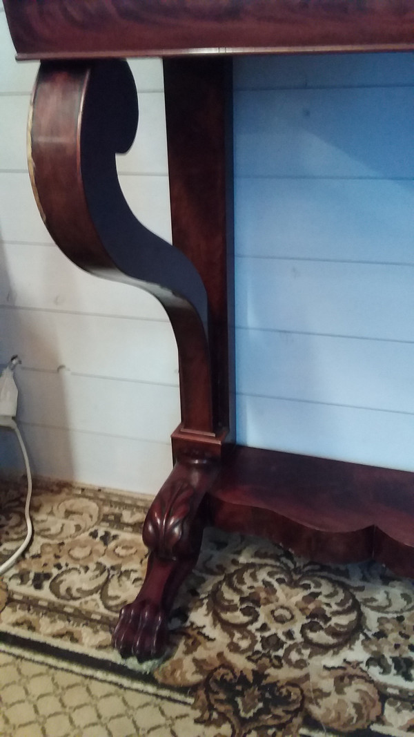 Piccola console apribile con cassetto in stile Impero con cintura in mogano XIX secolo