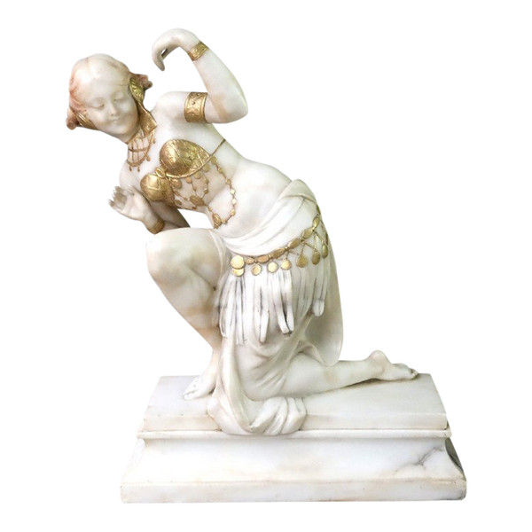 Sculpture en albâtre d'une danseuse orientale, signature JB Laroche