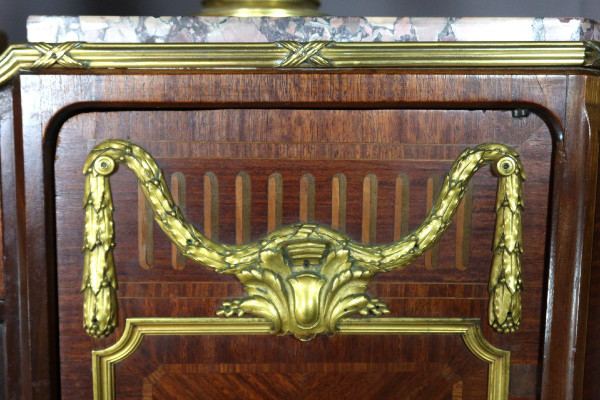 Buffet in Intarsien aus dem Hause Haentges Frères