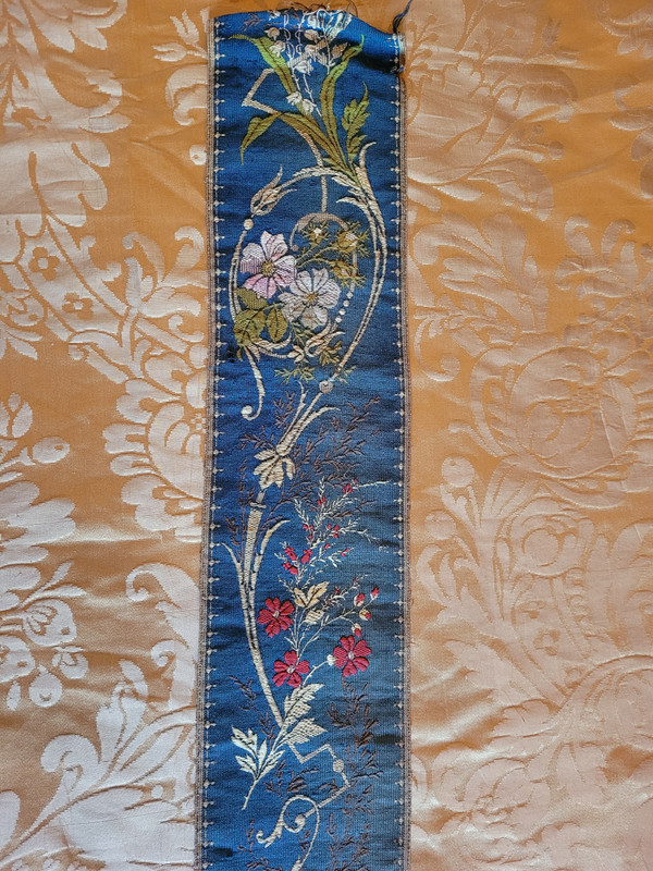 Large Napoleon III period braid