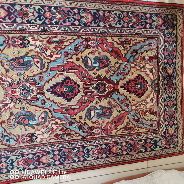 handmade wool rug from pakistan