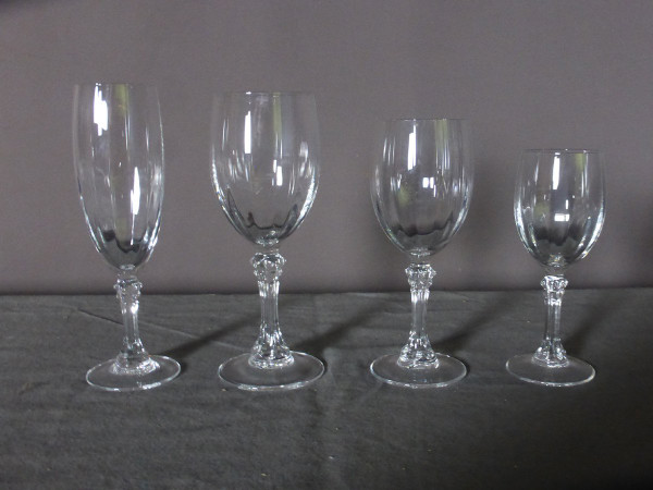 47 Piece Crystal Glass Set