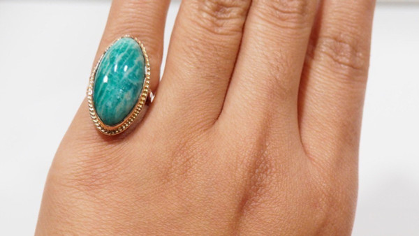 Vintage-Ring aus Gelbgold und Amazonitstein
