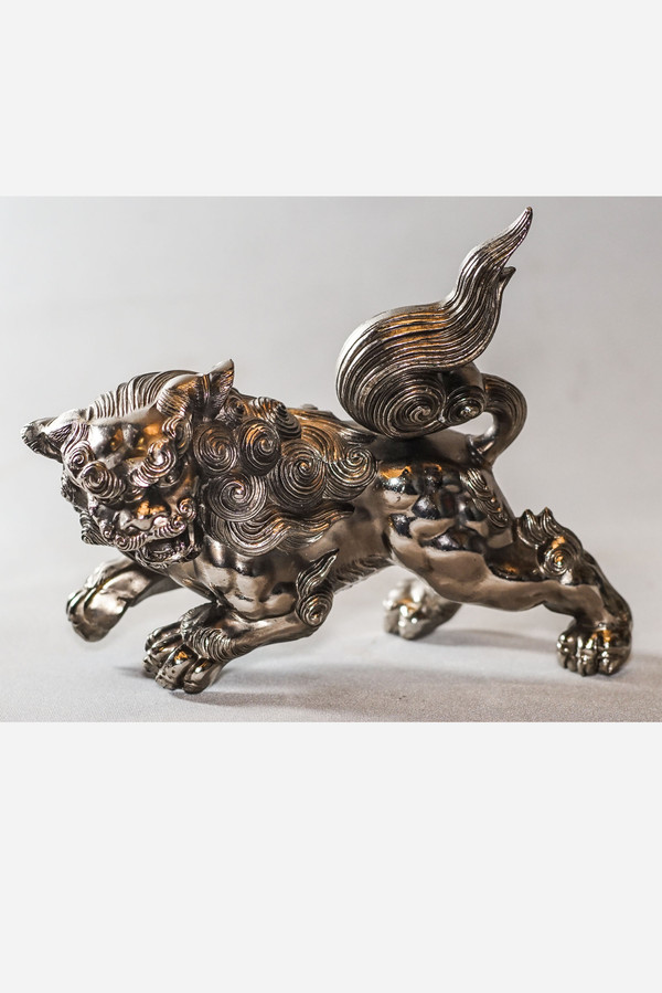 Petite sculpture d’un Lion Gardien, “Lion de Fo”, “Chien de Fo”